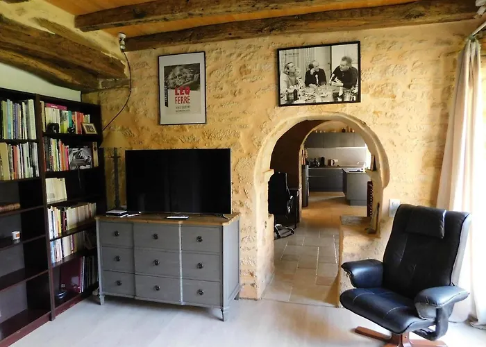 Maison De Famille Aux Portes De Sarlat بيت للعطل Proissans